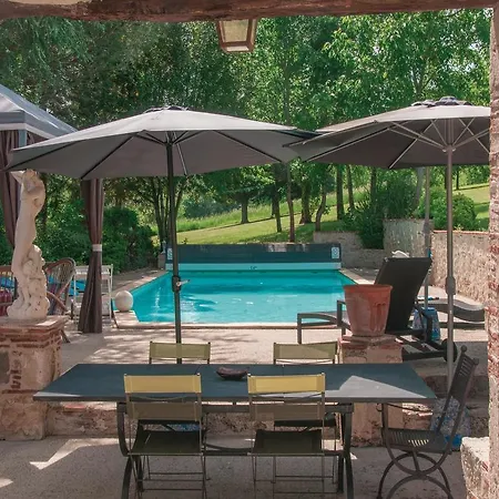 Holiday Route De Roc Vakantiehuis Aiguillon